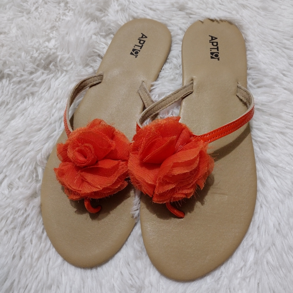 APT. 9 Orange Floral Thong Sandals Size 10 Women's